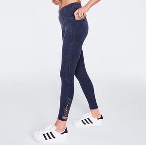 Victoria Secret Pink Legging